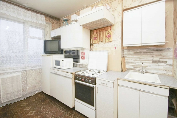 
  Продается 3-комн. квартира, 61 м², Калинина ул, д. 11
. Фото 5.