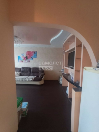 
  Продается 4-комн. квартира, 81 м², Дмитриева ул, д. 2/1
. Фото 1.