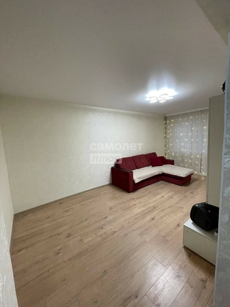 
  Продается 3-комн. квартира, 58.5 м², Бархатовой ул, д. 1
. Фото 1.