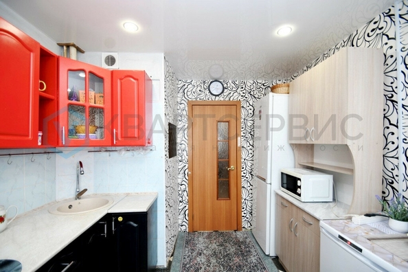 
  Продается 3-комн. квартира, 63 м², Мира ул, д. 2
. Фото 2.