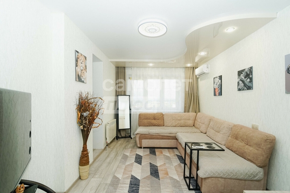 
  Продается 2-комн. квартира, 56.8 м², Светловская ул, д. 6
. Фото 5.