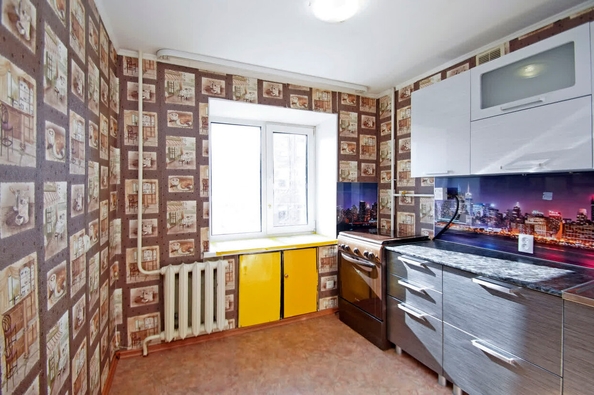 
  Продается 1-комн. квартира, 30.1 м², Орджоникидзе ул, д. 88
. Фото 3.