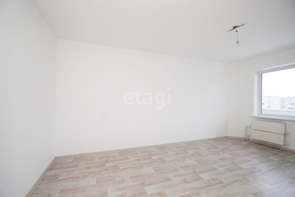 
  Продается 1-комн. квартира, 37.4 м², Маргелова ул, д. 357
. Фото 3.