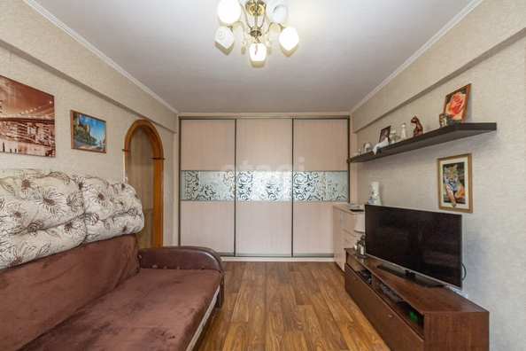 
  Продается 3-комн. квартира, 56 м², Северная 30-я ул, д. 64
. Фото 3.