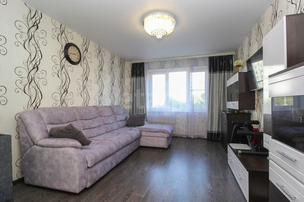 
  Продается 3-комн. квартира, 63.3 м², 70 лет Октября ул, д. 13
. Фото 1.