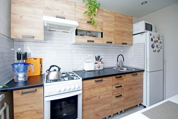 
  Продается 2-комн. квартира, 51.4 м², Волховстроя ул, д. 90
. Фото 3.