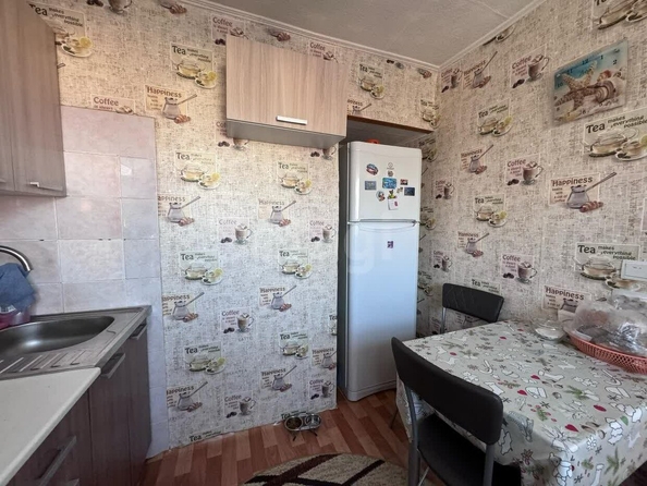 
  Продается 3-комн. квартира, 42.6 м², Багратиона ул, д. 8
. Фото 3.
