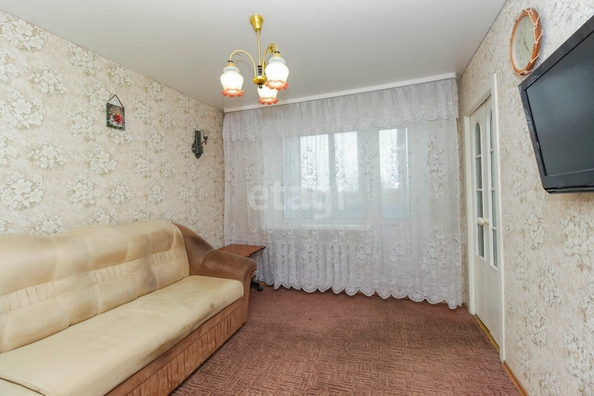 
  Продается 3-комн. квартира, 61.2 м², Камерный пер, д. 49
. Фото 3.