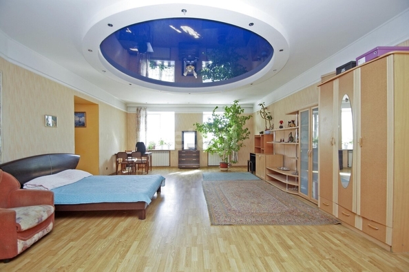 
  Продается 4-комн. квартира, 183 м², Кольцевая 2-я ул, д. 3к1
. Фото 2.