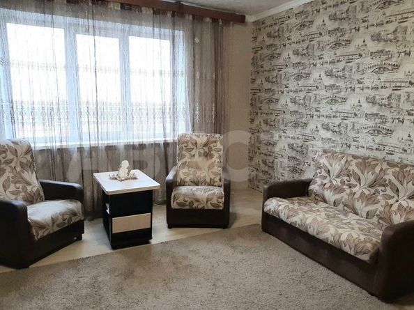 
  Продается 3-комн. квартира, 69.9 м², Рабочая 15-я ул, д. 90
. Фото 2.