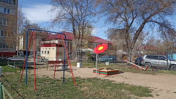 
  Продается 2-комн. квартира, 52.3 м², Карбышева ул, д. 28
. Фото 4.