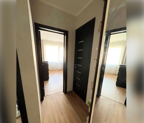 
  Продается 1-комн. квартира, 33.7 м², Малиновского ул, д. 10
. Фото 3.