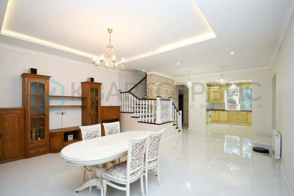
  Продается дом, 330 м², село Дружино
. Фото 2.