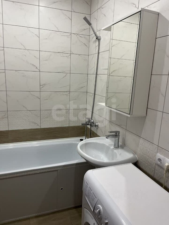 
  Продается 1-комн. квартира, 38 м², МКР Академика Королева, дом 24/1
. Фото 1.