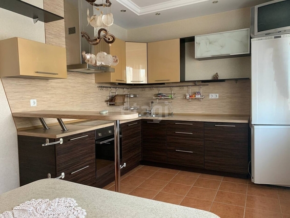 
  Продается 2-комн. квартира, 72 м², Арнольда Нейбута ул, д. 7
. Фото 2.