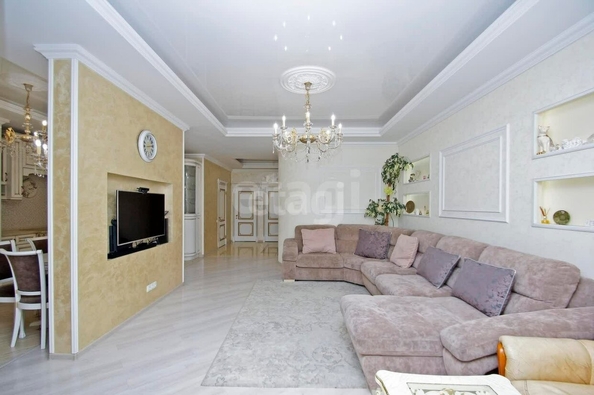 
  Продается 3-комн. квартира, 118.4 м², Маршала Жукова ул, д. 107
. Фото 5.