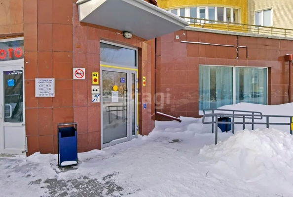 
  Сдается универсальное помещение, 238 м², Карла Маркса пр-кт, д. 72
. Фото 2.