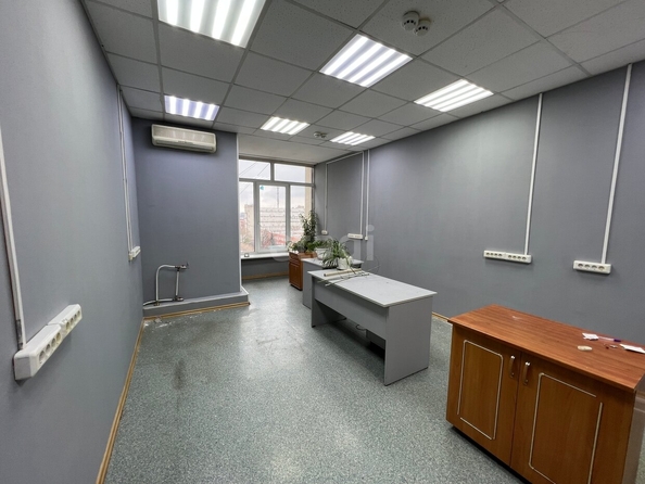 
  Сдается офис, 40 м², Маршала Жукова ул, д. 74к1
. Фото 3.