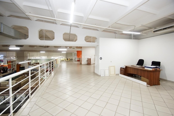 
  Сдается торговая площадь, 49 м², Орджоникидзе ул, д. 164
. Фото 2.