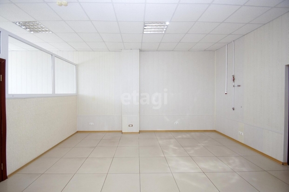 
  Сдается офис, 51.4 м², Линия 24-я ул, д. 59
. Фото 1.