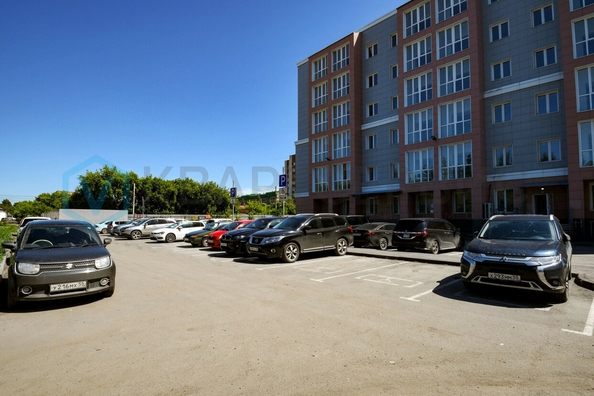 
  Продается торговая площадь, 195 м², Октябрьская ул, д. 87
. Фото 2.