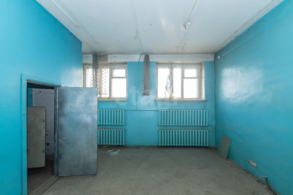 
  Продается универсальное помещение, 862.6 м², Менжинского ул, д. 1В
. Фото 2.