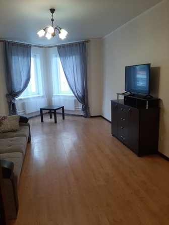 
  Сдается 2-комн. квартира, 64 м², Туполева ул
. Фото 3.
