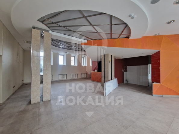 
  Сдается универсальное помещение, 338 м², Красный Путь ул, д. 111
. Фото 11.