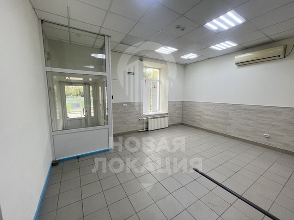 
  Сдается универсальное помещение, 76 м², Октябрьская ул, д. 124
. Фото 4.
