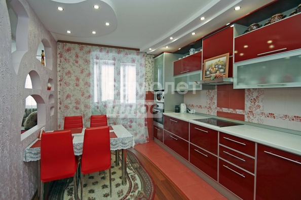 
  Продается 3-комн. квартира, 76.8 м², Звездова ул, д. 132к1
. Фото 5.