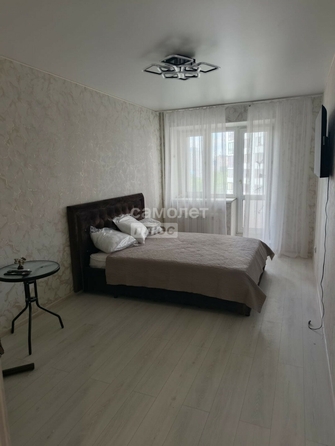 
  Продается 1-комн. квартира, 50.3 м², 70 лет Октября ул, д. 15/1
. Фото 4.