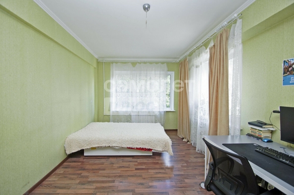 
  Продается 3-комн. квартира, 59.8 м², Энергетиков ул, д. 67
. Фото 4.