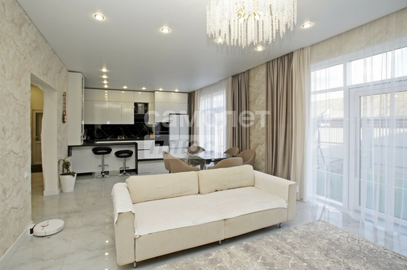 
  Продается дом, 171.4 м², Омск
. Фото 2.