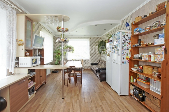 
  Продается дом, 268.3 м², Омск
. Фото 2.