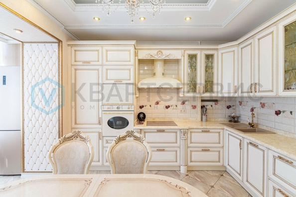 
  Продается 2-комн. квартира, 102.6 м², Тютчева ул, д. 2
. Фото 2.