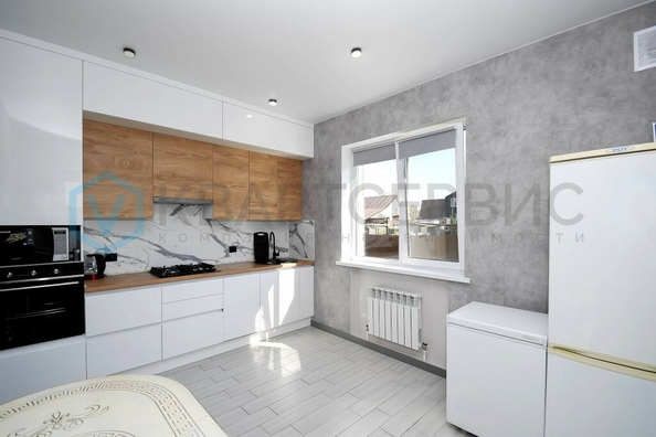 
  Продается дом, 131.6 м², Омск
. Фото 2.