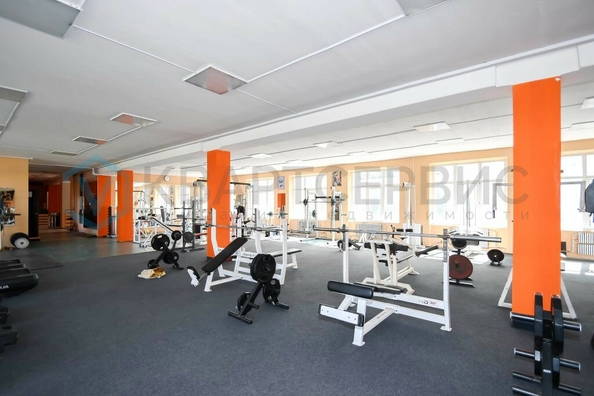 
  Продается универсальное помещение, 577.4 м², Менделеева пр-кт, д. 44/1
. Фото 3.