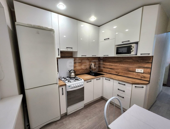 
  Продается 2-комн. квартира, 45.3 м², Петра Осминина ул, д. 6
. Фото 5.