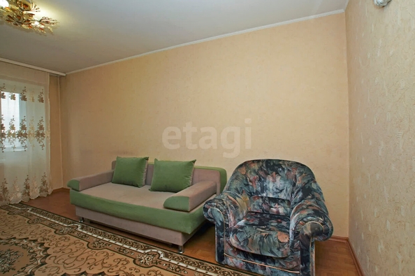 
  Продается 1-комн. квартира, 37 м², Северная 16-я ул, д. 150
. Фото 2.