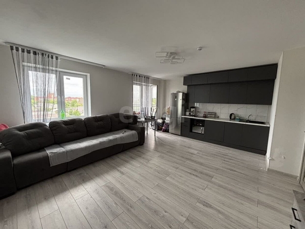 
  Продается студия, 39 м², Ленинградская 1-я ул, д. 25
. Фото 4.
