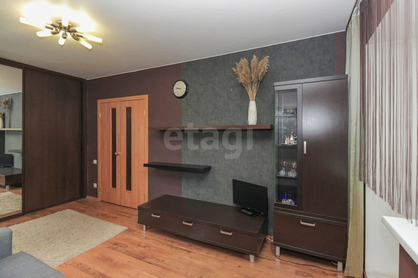 
  Продается 1-комн. квартира, 30.7 м², Красина ул, д. 1
. Фото 4.