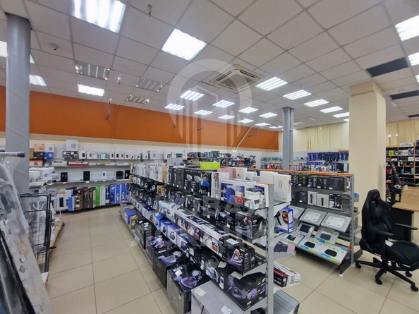 
  Сдается универсальное помещение, 700 м², 10 лет Октября ул, д. 109
. Фото 17.