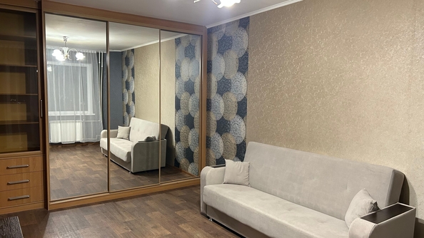 
  Сдается 1-комн. квартира 38 м². Фото 1.