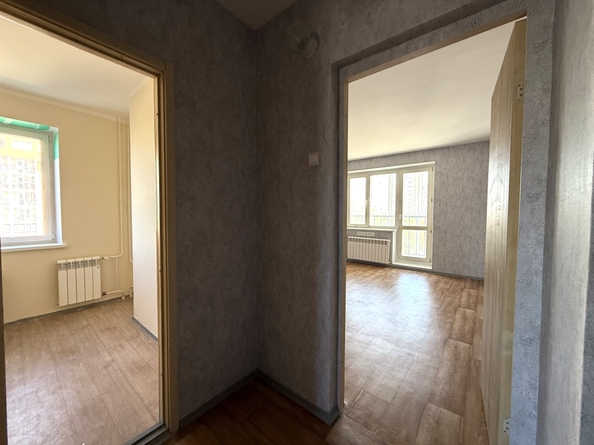 
  Продается 2-комн. квартира 55 м², в ЖК На Омской. Фото 10.