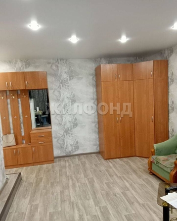 
   Продам 4-комнатную, 30 м², Енисейская ул, 27

. Фото 3.