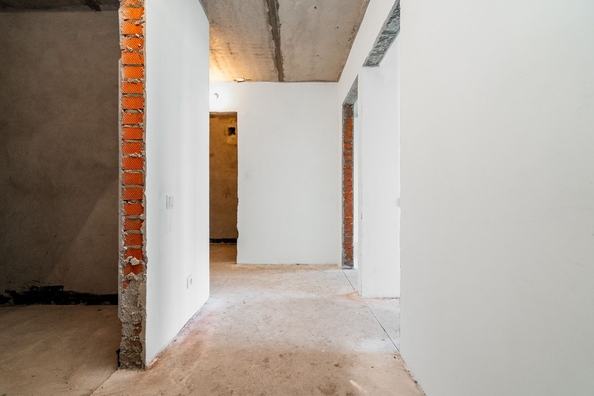 
   Продам 2-комнатную, 93.82 м², Аркадия Иванова ул, 21

. Фото 7.