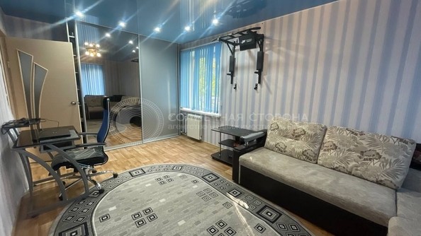 
   Продам 3-комнатную, 61 м², Курчатова ул, 24

. Фото 4.