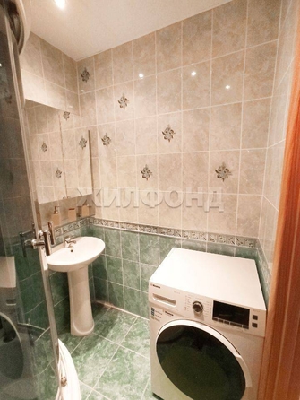 
   Продам 2-комнатную, 68.4 м², Сибирская ул, 117

. Фото 6.