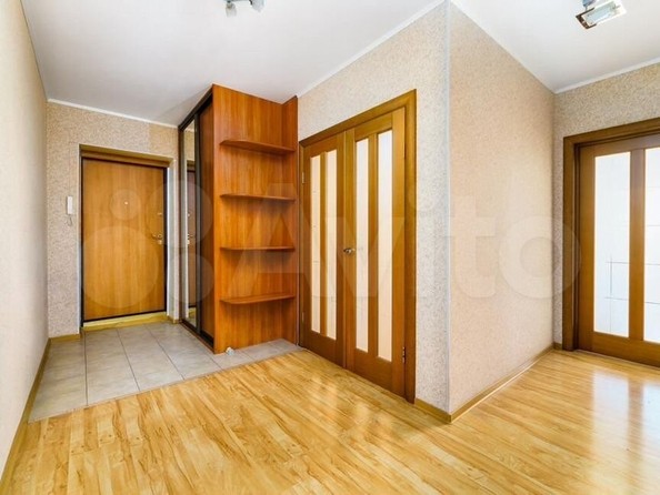 
   Продам 2-комнатную, 66.2 м², Сибирская ул, 116

. Фото 8.