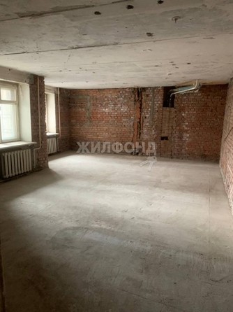 
   Продам 5-комнатную, 135.9 м², Коммунистический пр-кт, 120

. Фото 21.